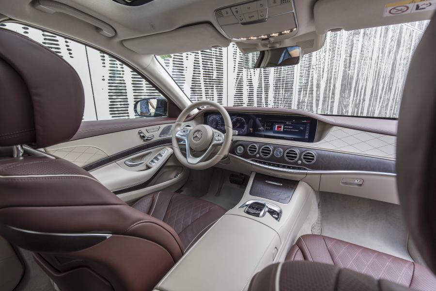 Интерьер Mercedes-Benz S400 d Lang 4Matic 2017 года  (WW) (фото 17 из 27)